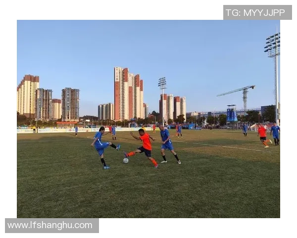 宝鸡足球明星的崛起与成就探秘他们如何在绿茵场上书写传奇